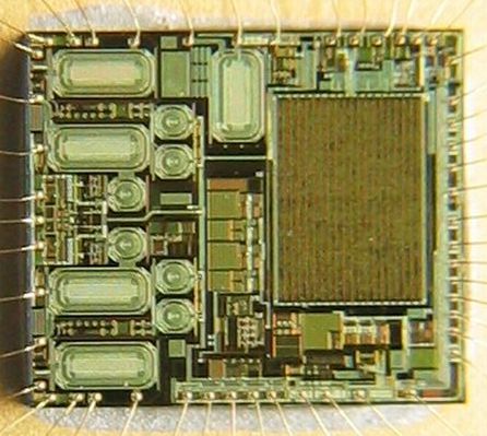 aizo dSID&reg;-Chip - Hochvolt-ASIC mit integrierten Digitalfunktionen als Kern
                 eines Hausautomatisierungs-Systems